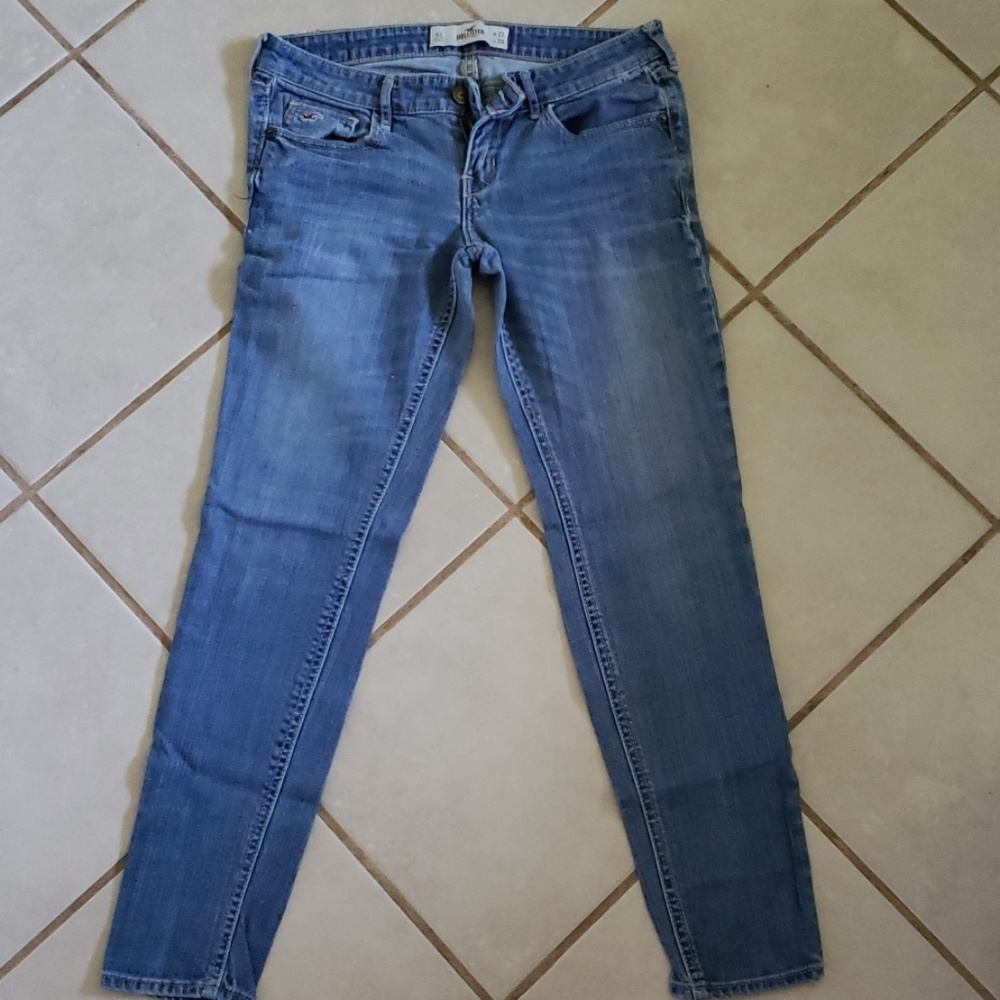 Hollister skinny jeans